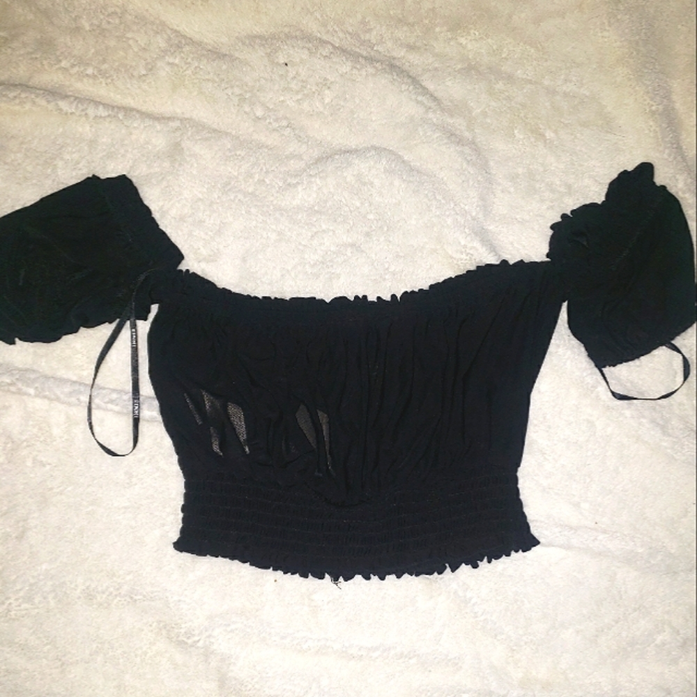 Mesh crop top with sleeves Forever 21